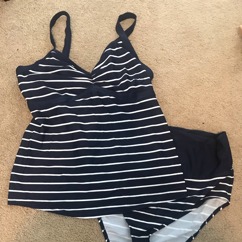 Maternity swim nwot